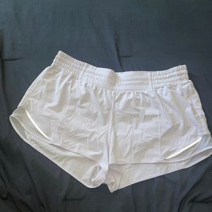 Lululemon Hotty Hot Low-Rise Lined Short 4"
